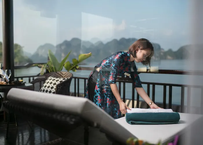  Genesis Luxury Regal Cruise By Premier Group 5*