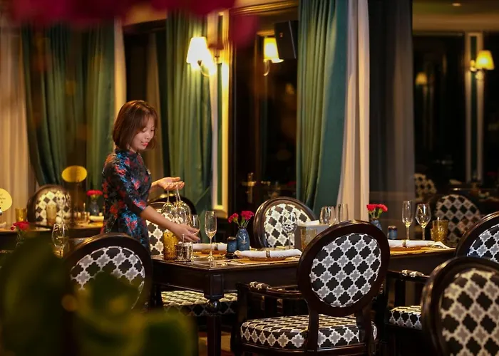  Genesis Luxury Regal Cruise By Premier Group Hạ Long
